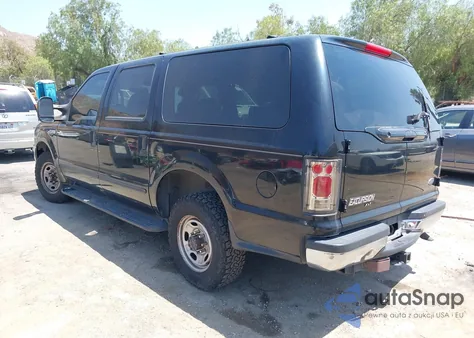 2000 Ford Excursion Xlt z USA, uszkodzony, nr VIN 1FMNU40L1YEA46314